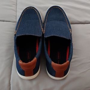 Levi's Slip on casual shoes